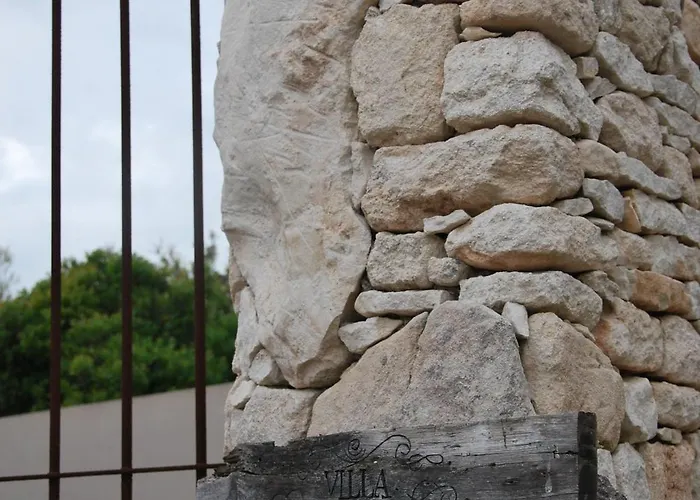 Madra Villa Bonifacio (Corsica)