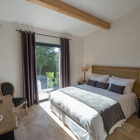 Madra * Bonifacio (Corsica)