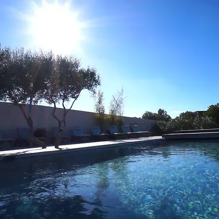 Madra Villa