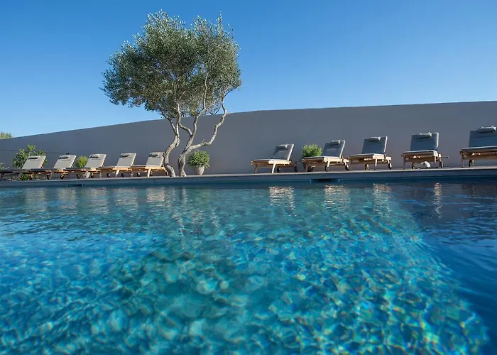 Madra Villa