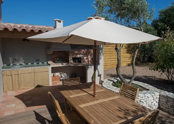 Madra Villa *