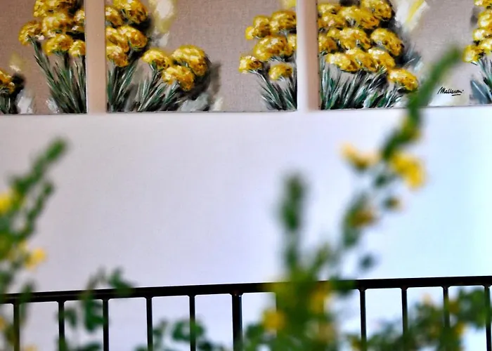 Villa Madra